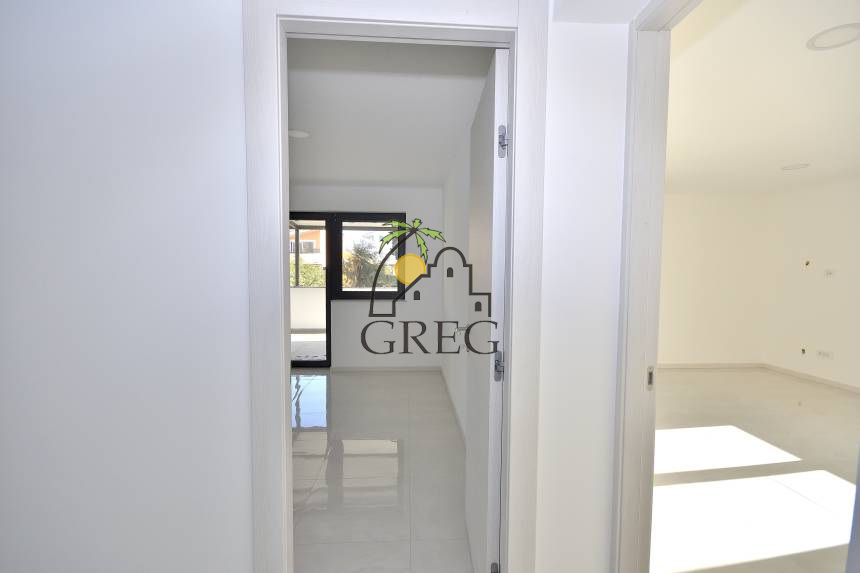 Croatia, North Dalmatia, Vodice - Apartment, for sale