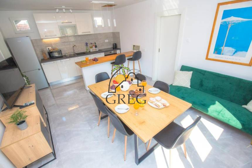 Chorwacja, Dalmacja Środkowa,  - Apartament, na sprzedaż