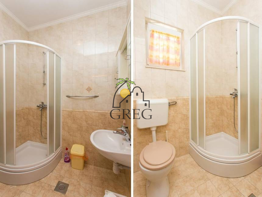 Croatia, South Dalmatia,  - Stone house, for sale