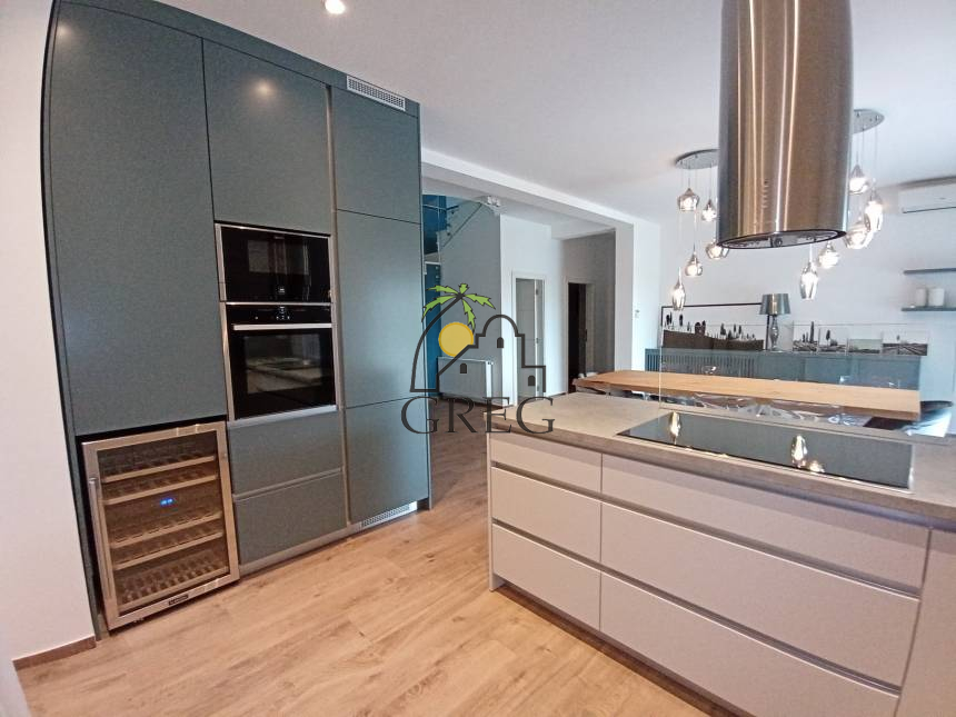 Chorwacja, Dalmacja Środkowa,  - Dom, na sprzedaż