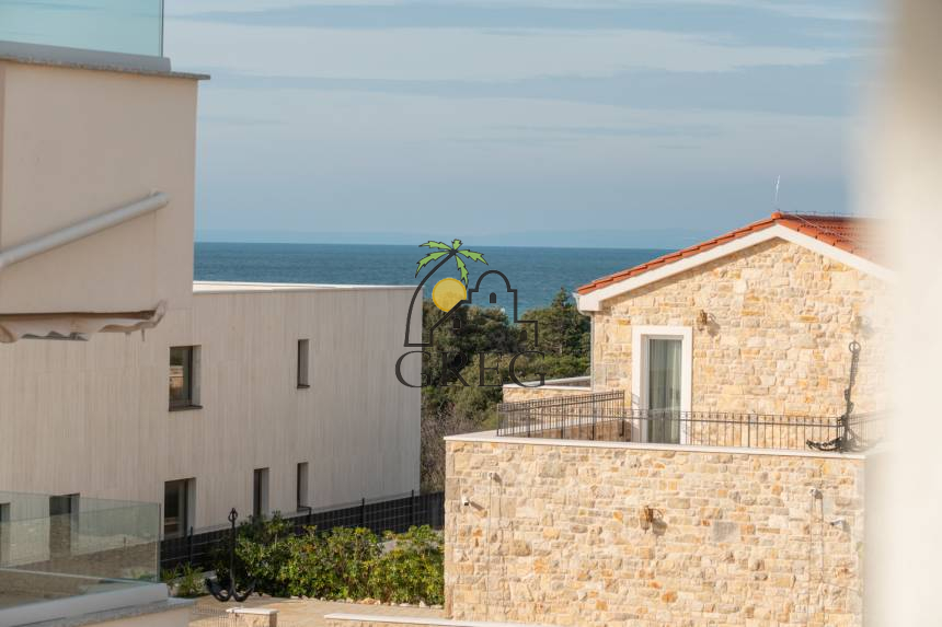 Croatia, Island of Pag,  - Apartment, for sale