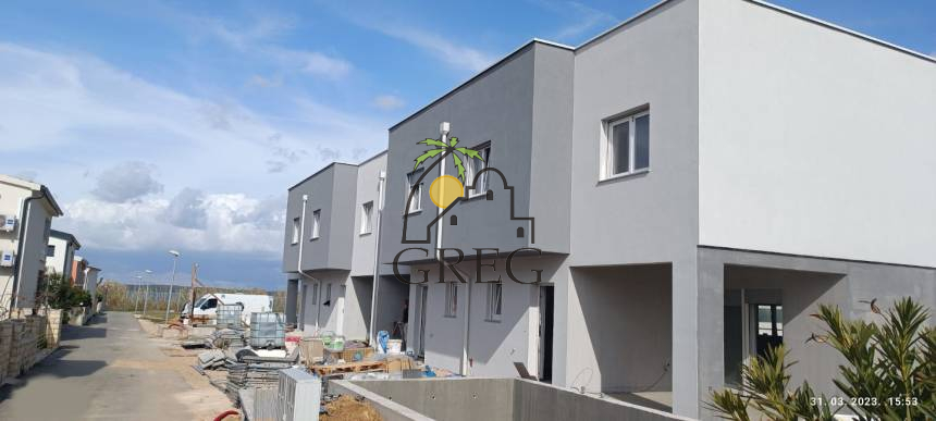 Croatia, North Dalmatia,  - Townhouse, for sale