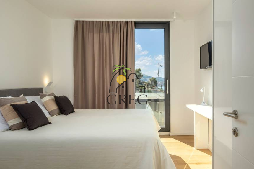 Croatia, North Dalmatia,  - House, for sale