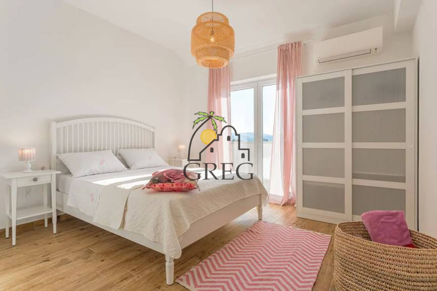 Chorwacja, Dalmacja Środkowa,  - Dom, na sprzedaż