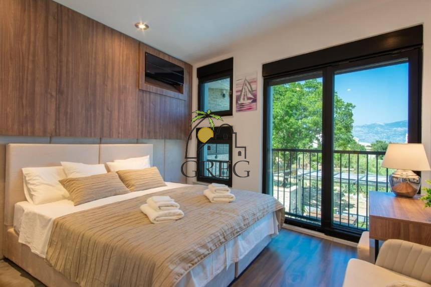 Croatia, Island of Pag,  - House, for sale