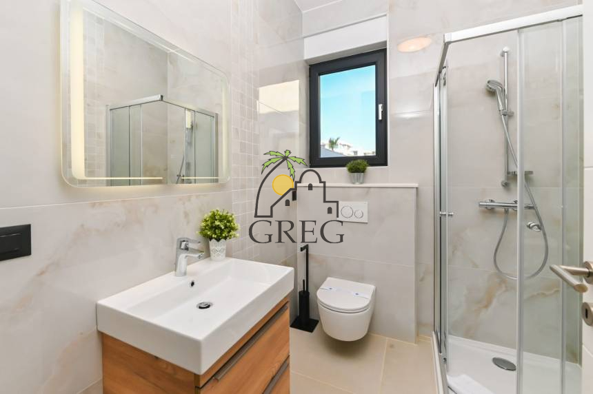 Croatia, Island of Pag,  - House, for sale