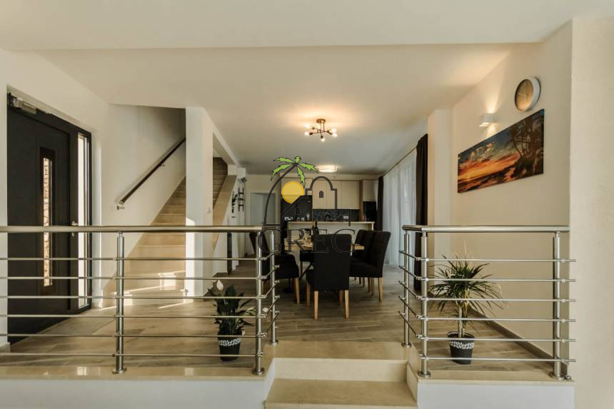 Chorwacja, Dalmacja Środkowa,  - Dom, na sprzedaż