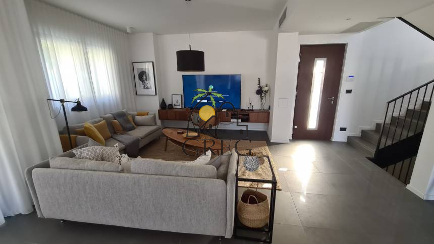 Croatia, Island of Ciovo,  - House, for sale