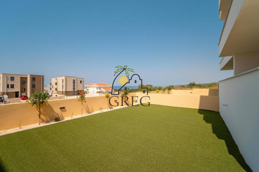 Croatia, Island of Pag, Novalja - Apartment, for sale