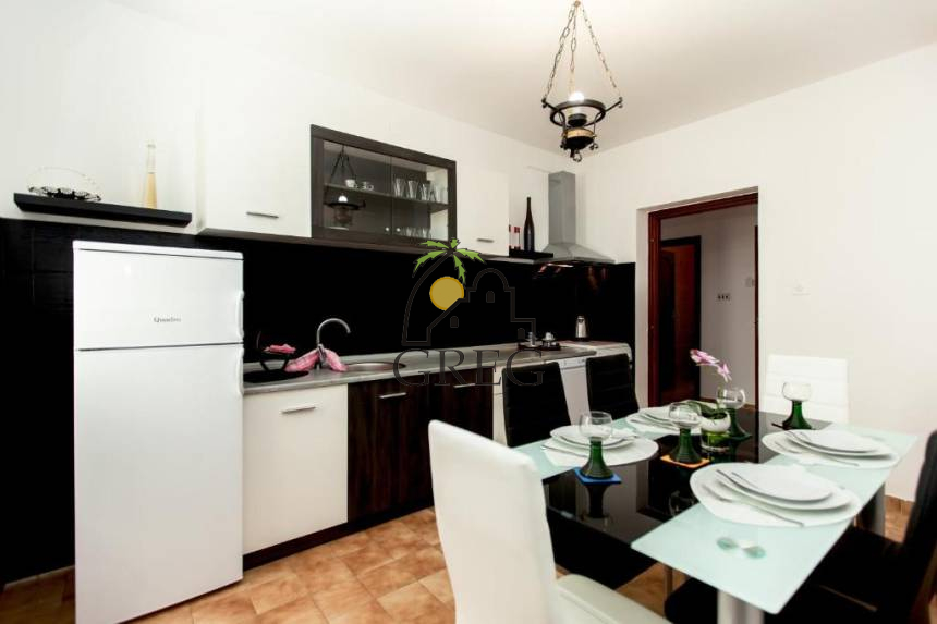 Chorwacja, Wyspa Ciovo,  - Dom, na wynajem