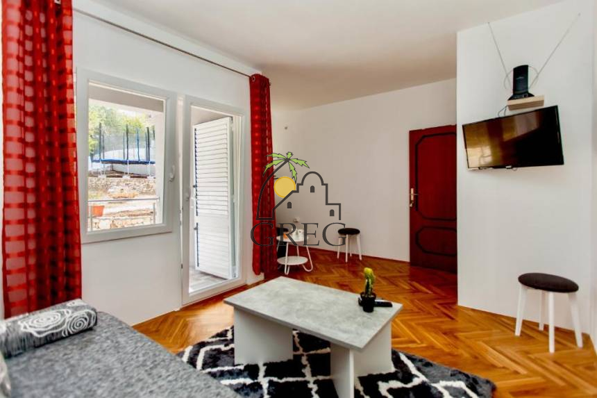 Chorwacja, Wyspa Ciovo,  - Dom, na wynajem