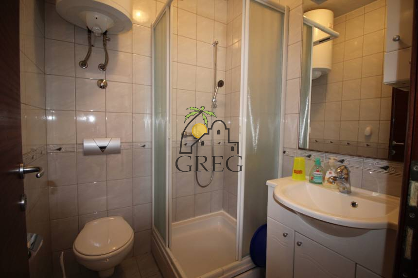 Chorwacja, Wyspa Ciovo,  - Dom, na wynajem