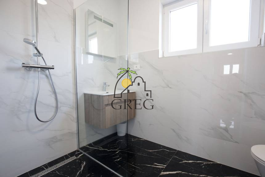 Croatia, North Dalmatia,  - Apartment, for sale