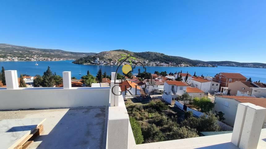 Chorwacja, Dalmacja Środkowa,  - Apartament, na sprzedaż