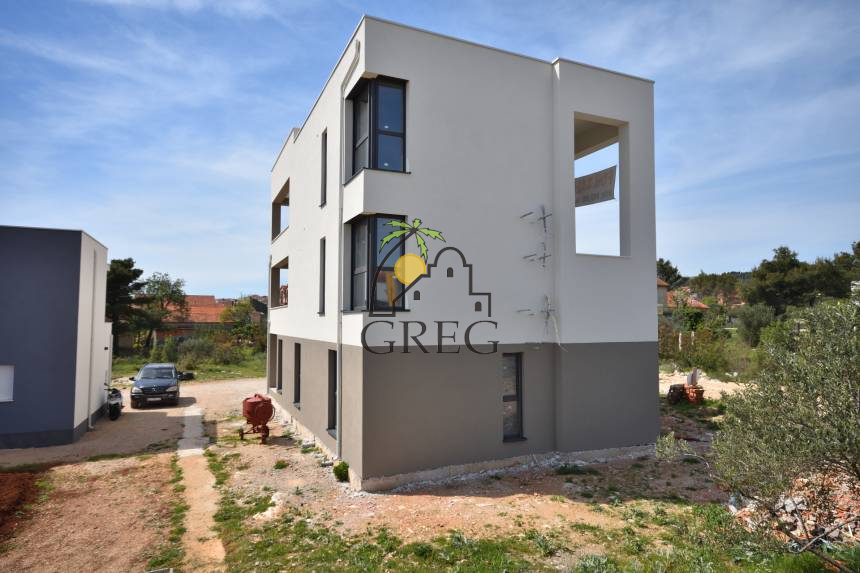 Croatia, North Dalmatia, Vodice - Apartment, for sale