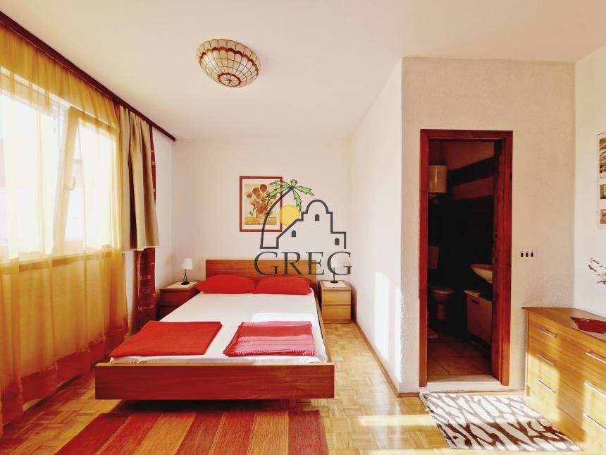 Croatia, Pelješac Peninsula, Orebić - House, for sale