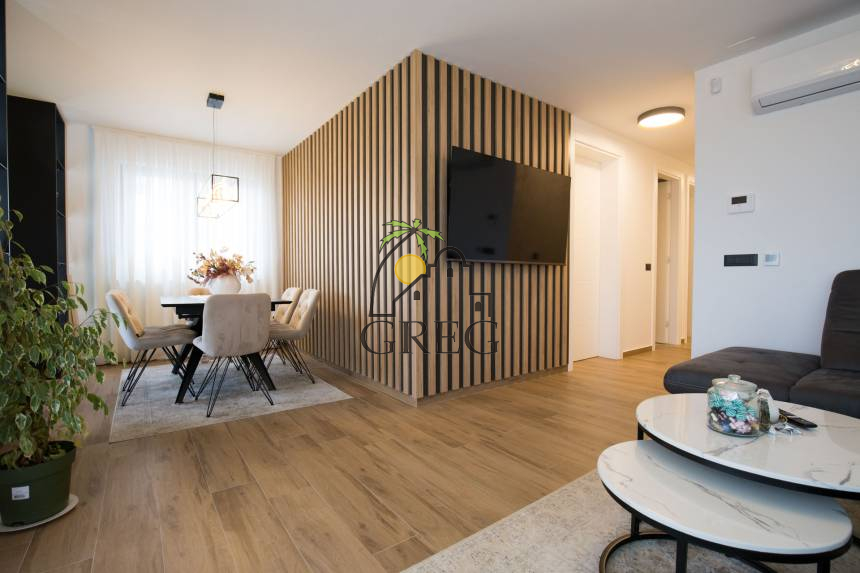 Croatia, North Dalmatia, Petrcane - Apartment, for sale