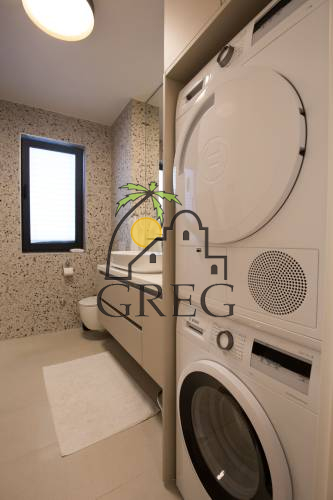 Croatia, North Dalmatia, Petrcane - Apartment, for sale