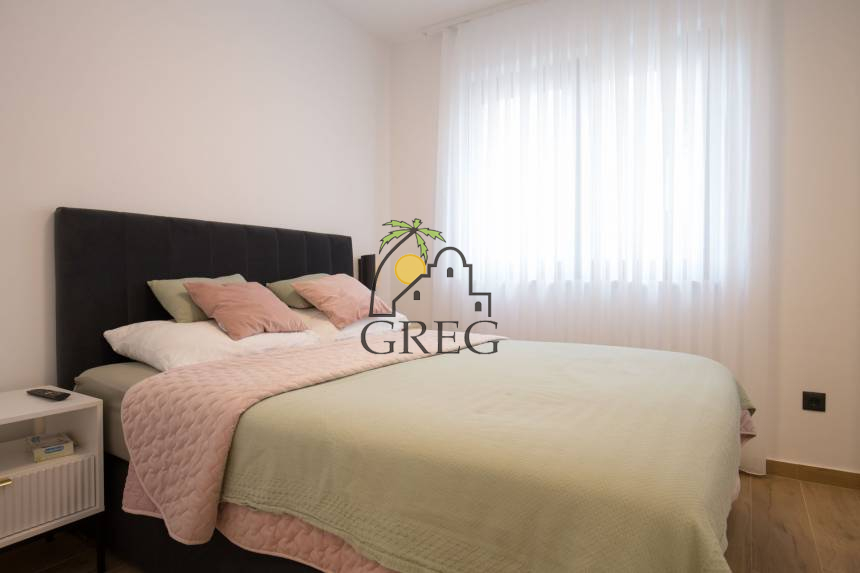 Croatia, North Dalmatia, Petrcane - Apartment, for sale