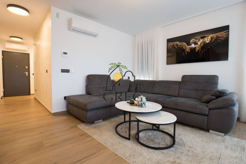 Croatia, North Dalmatia, Petrcane - Apartment, for sale