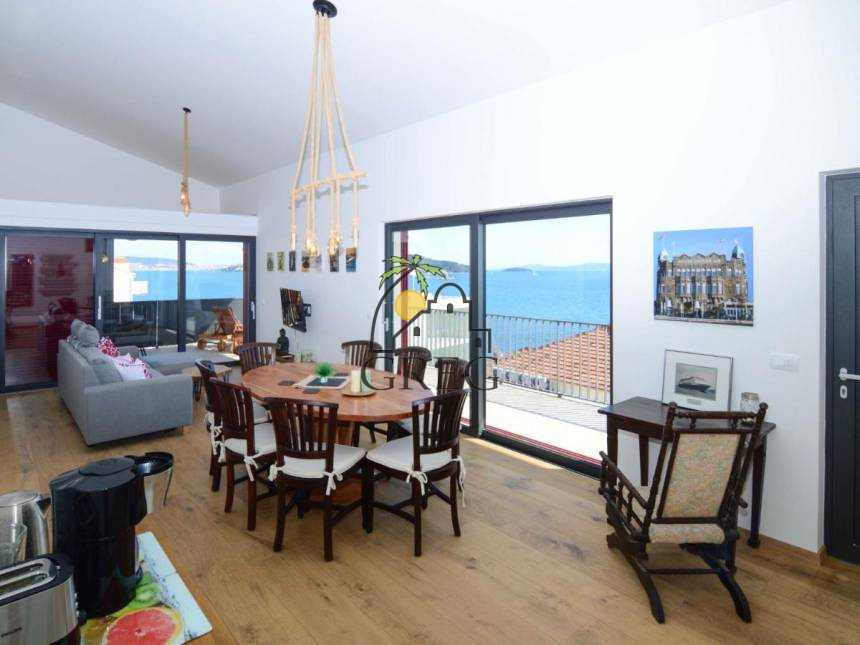 Croatia, Middle Dalmatia,  - House, for sale