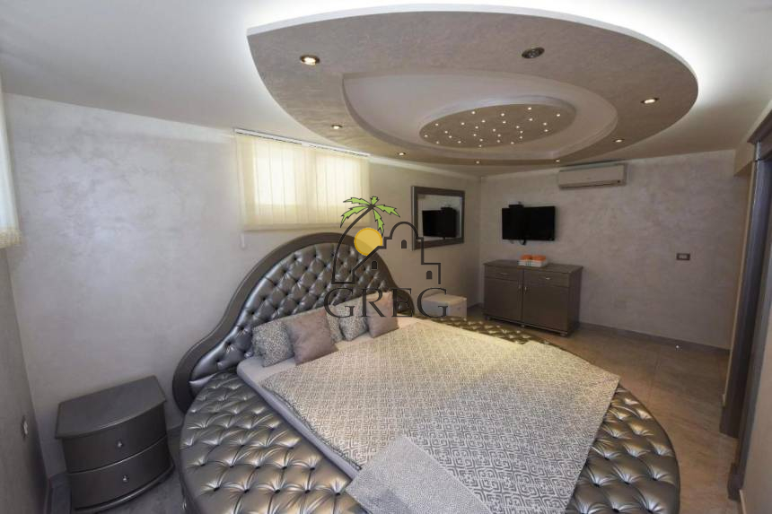 Croatia, Istria Peninsula, Poreč - House, for sale