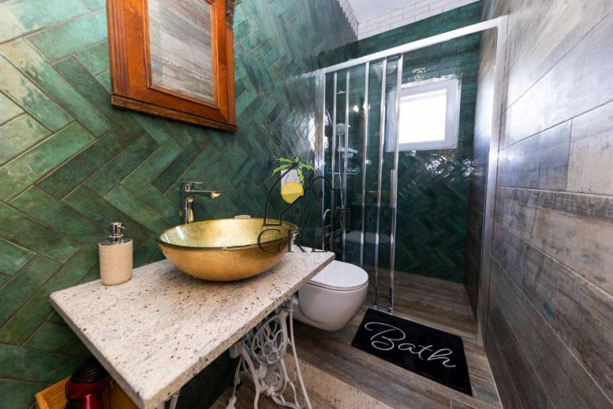 Croatia, North Dalmatia,  - House, for sale