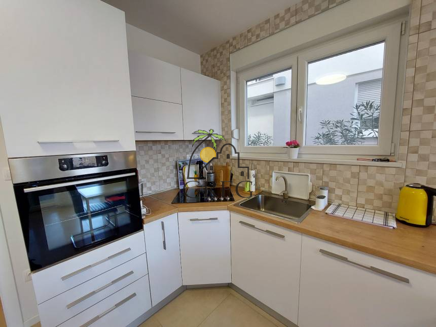 Chorwacja, Wyspa Pag, Novalja - Apartament, na sprzedaż