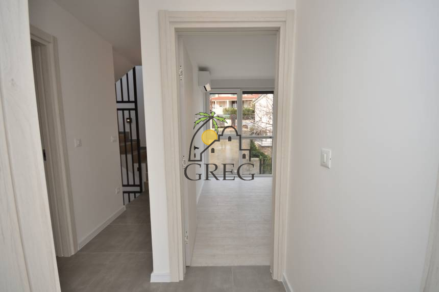 Chorwacja, Wyspa Murter,  - Bliźniak, na sprzedaż