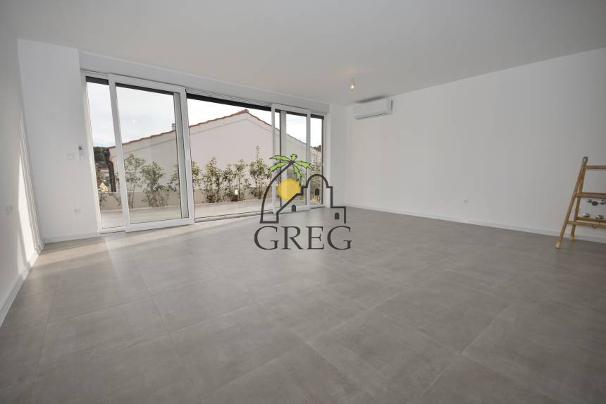 Chorwacja, Wyspa Murter,  - Bliźniak, na sprzedaż