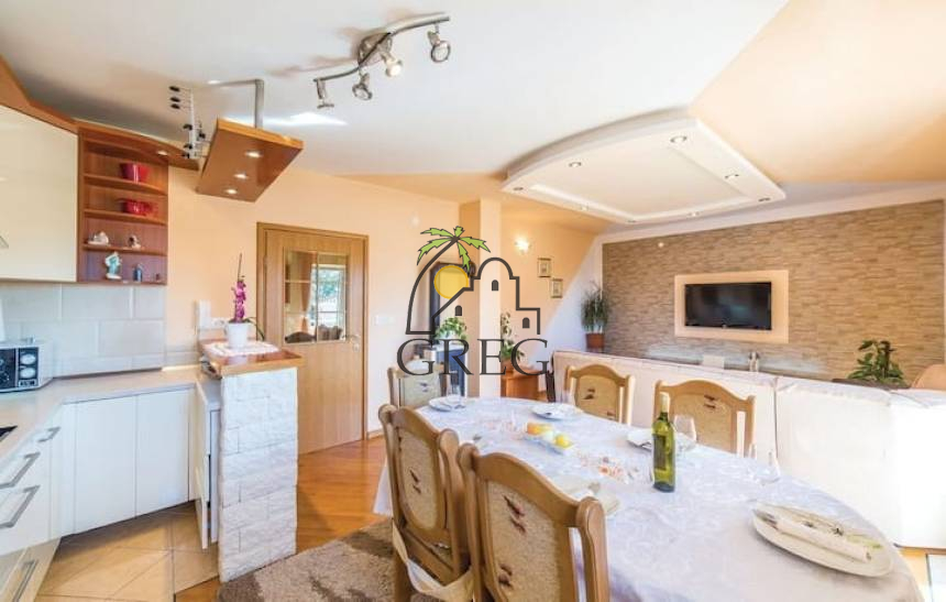 Chorwacja, Dalmacja Środkowa, Kaštel - Dom, na sprzedaż