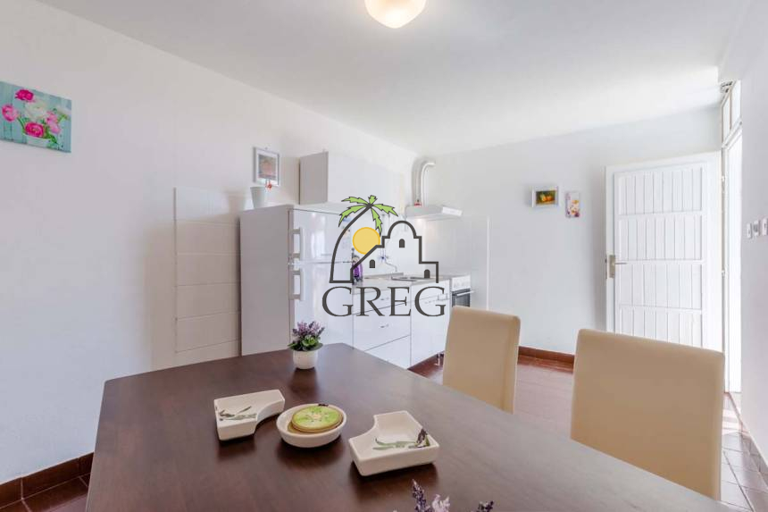 Chorwacja, Dalmacja Środkowa, Omis - Apartamentowiec, na sprzedaż