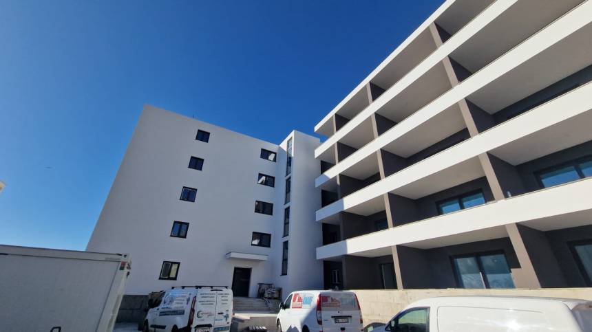 Croatia, Middle Dalmatia, Makarska - Apartment, for sale