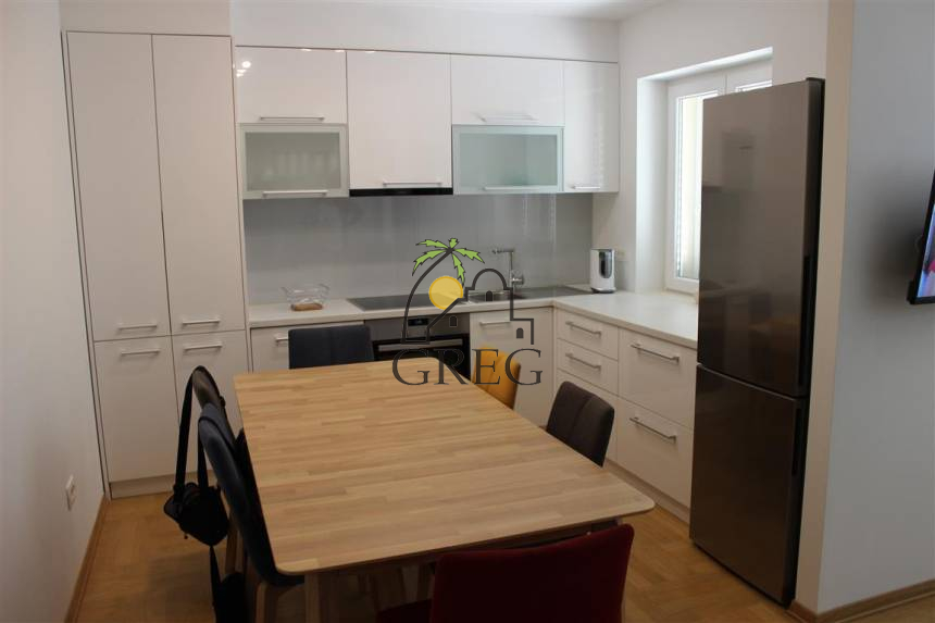 Chorwacja, Dalmacja Środkowa, Omis - Apartamentowiec, na sprzedaż