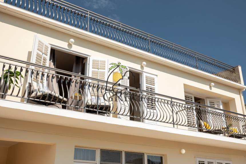 Croatia, Island of Korčula,  - Apartment building, for sale