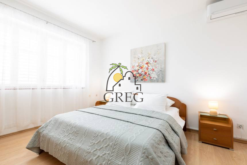 Croatia, Island of Korčula,  - Apartment building, for sale