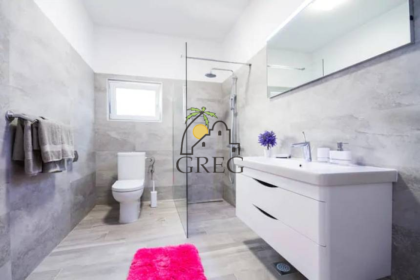 Croatia, Island of Korčula,  - Apartment building, for sale