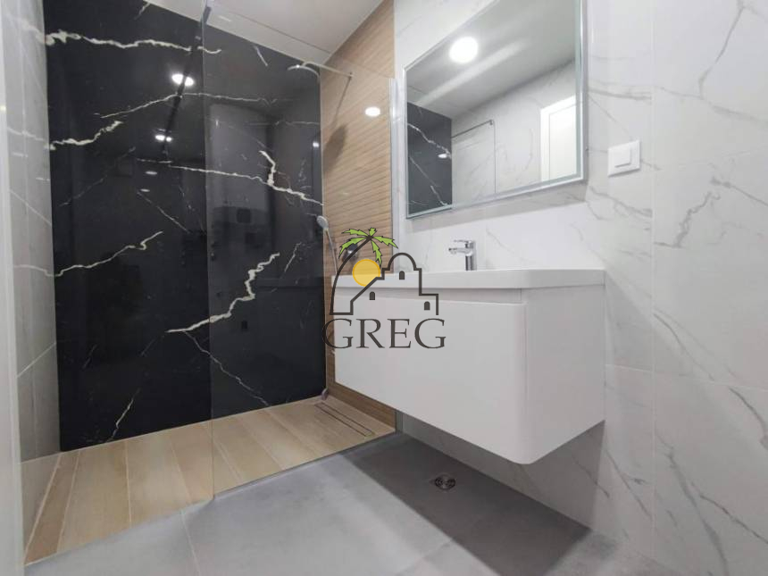 Chorwacja, Dalmacja Środkowa, Makarska - Apartament, na sprzedaż