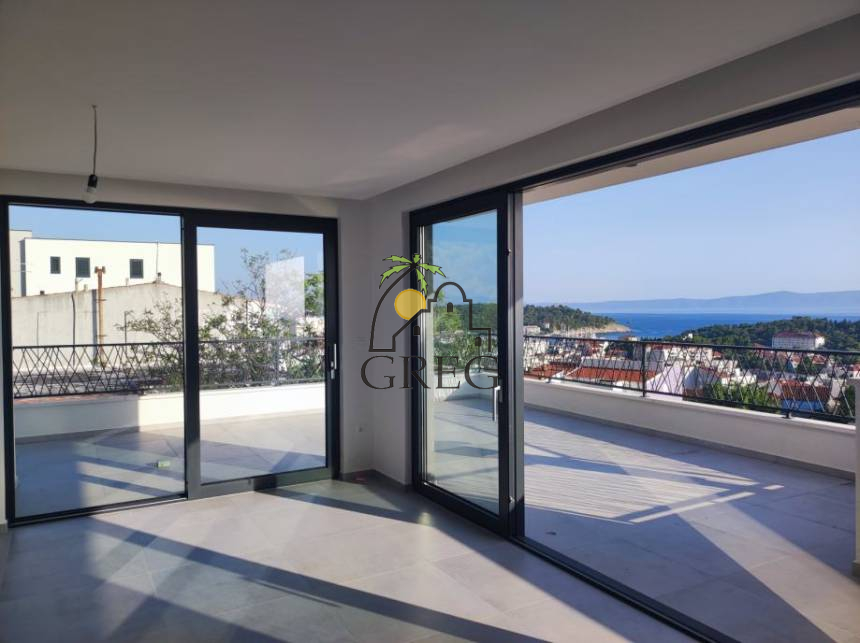 Croatia, Middle Dalmatia, Makarska - Apartment, for sale