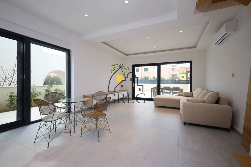 Chorwacja, Dalmacja Północna, Srima - Apartament, na sprzedaż