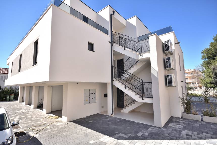 Croatia, North Dalmatia, Vodice - Apartment, for sale