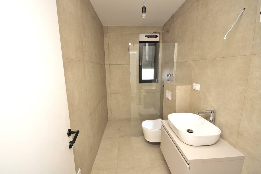 Croatia, North Dalmatia, Vodice - Apartment, for sale