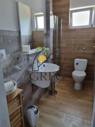 Croatia, Middle Dalmatia,  - Apartment building, for sale