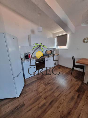 Croatia, Middle Dalmatia,  - Apartment building, for sale