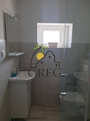 Croatia, Middle Dalmatia,  - Apartment building, for sale