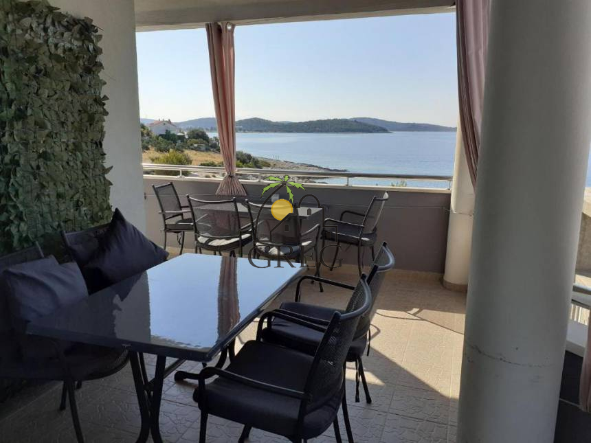 Croatia, Middle Dalmatia,  - Apartment building, for sale