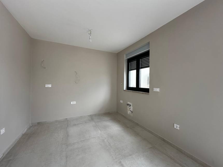 Croatia, Middle Dalmatia, Rogoznica - Apartment, for sale