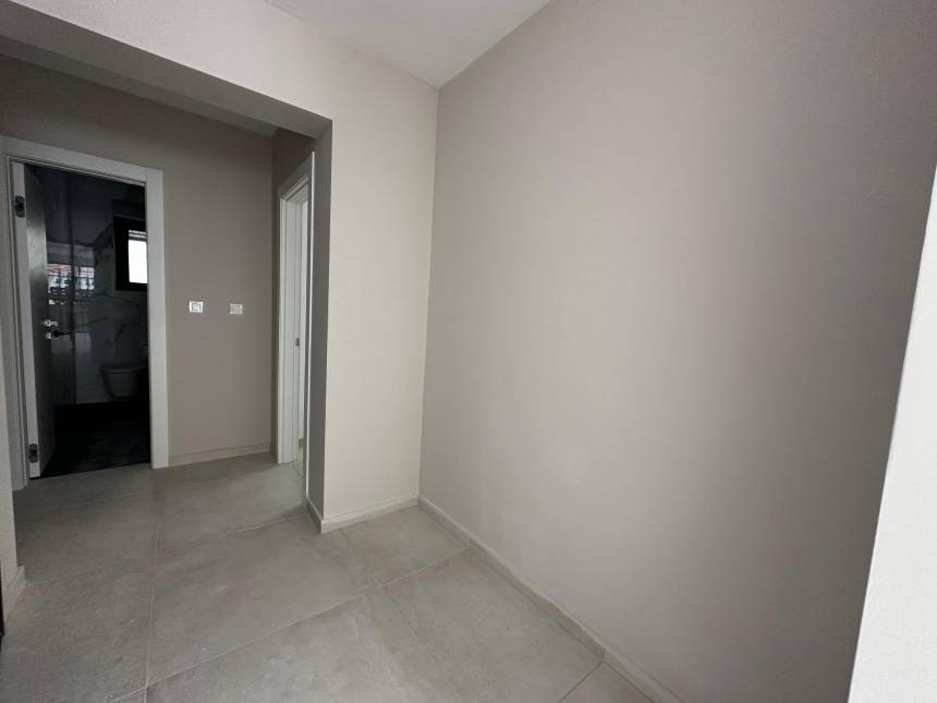 Croatia, Middle Dalmatia, Rogoznica - Apartment, for sale