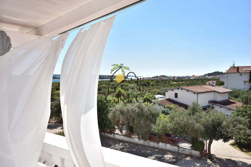 Croatia, North Dalmatia, Vodice - Apartment, for sale