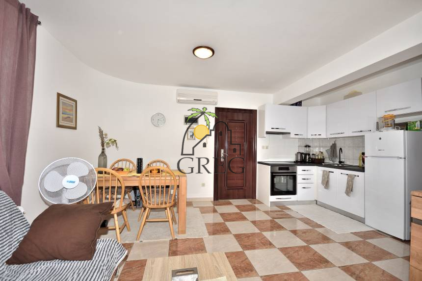 Croatia, North Dalmatia, Vodice - Apartment, for sale